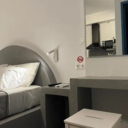 Urban Apartment Tinos