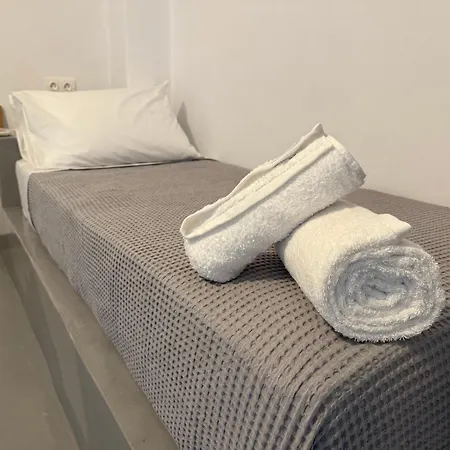 Urban Apartment *